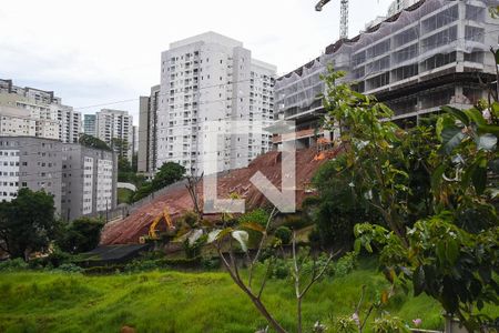 Vista de apartamento à venda com 2 quartos, 66m² em Parque Reboucas, São Paulo