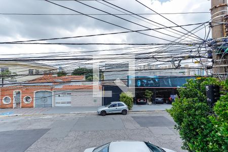 Vista de casa à venda com 3 quartos, 180m² em Carandiru, São Paulo