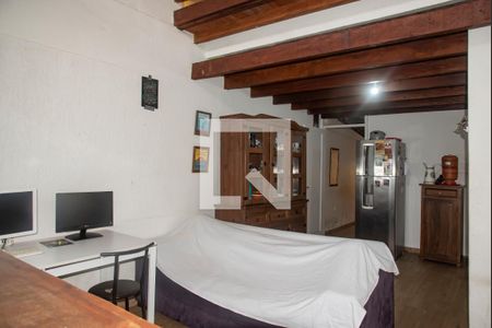 Sala de casa à venda com 3 quartos, 90m² em Jardim Aeroporto, São Paulo
