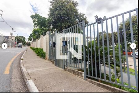 Apartamento à venda com 55m², 3 quartos e 1 vaga Apartamento à venda com 55m², 3 quartos e 1 vagaFachada