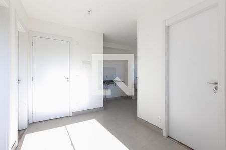 Sala de apartamento para alugar com 2 quartos, 37m² em Guaianazes, São Paulo