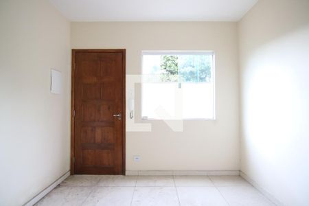 Sala de casa de condomínio à venda com 2 quartos, 45m² em Vila Ré, São Paulo