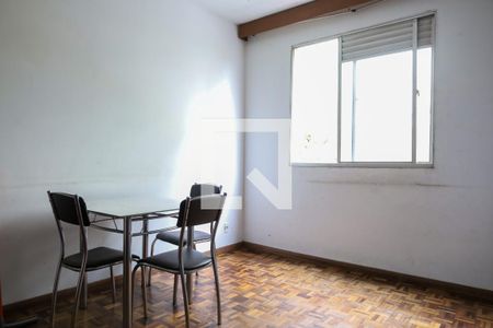 Sala de apartamento para alugar com 3 quartos, 64m² em Camargos, Belo Horizonte