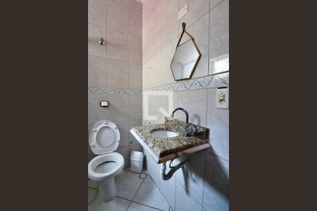 Banheiro da Suíte 1 de casa à venda com 4 quartos, 225m² em Vila Curuca, Santo André