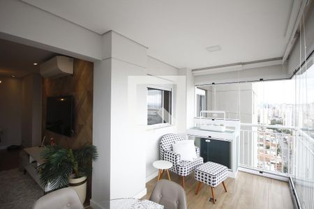 Varanda de apartamento para alugar com 2 quartos, 68m² em Cambuci, São Paulo