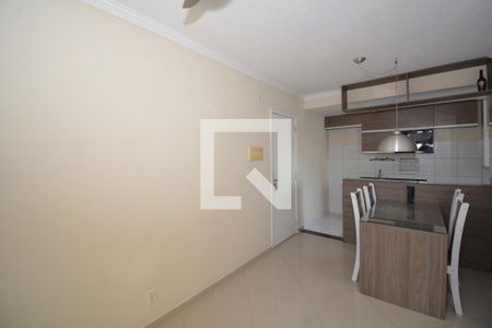 Sala de apartamento para alugar com 2 quartos, 47m² em Parada de Lucas, Rio de Janeiro