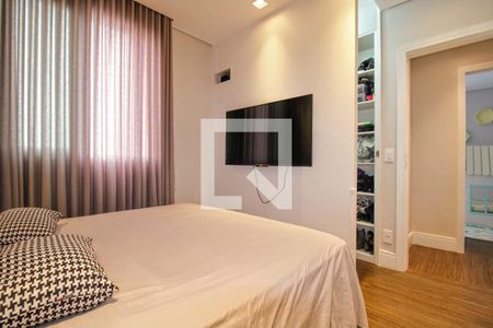 quarto suíte de apartamento à venda com 2 quartos, 75m² em Coracao de Jesus, Belo Horizonte