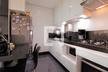 cozinha de apartamento à venda com 2 quartos, 75m² em Coracao de Jesus, Belo Horizonte