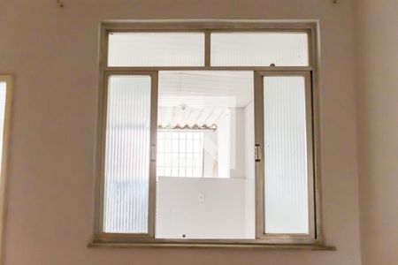 Sala de apartamento para alugar com 2 quartos, 65m² em Irajá, Rio de Janeiro