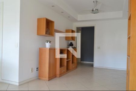 Sala de apartamento para alugar com 2 quartos, 89m² em Pechincha, Rio de Janeiro