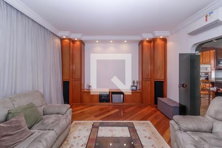 Sala de Cinema de casa à venda com 5 quartos, 700m² em Jardim Avelino, São Paulo