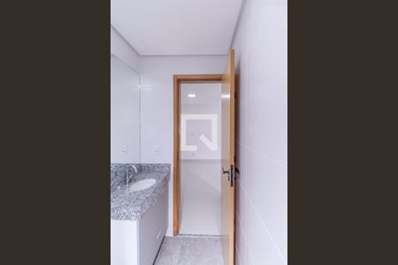 Banheiro de kitnet/studio para alugar com 1 quarto, 42m² em Parque da Vila Prudente, São Paulo