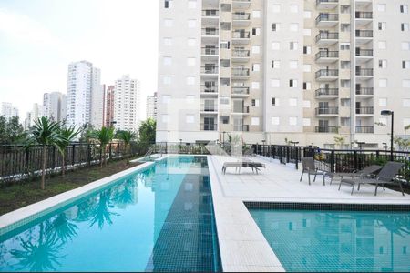 Apartamento à venda com 78m², 2 quartos e 1 vaga Apartamento à venda com 78m², 2 quartos e 1 vagaPiscina