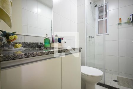 Apartamento à venda com 78m², 2 quartos e 1 vaga Apartamento à venda com 78m², 2 quartos e 1 vagaBanheiro