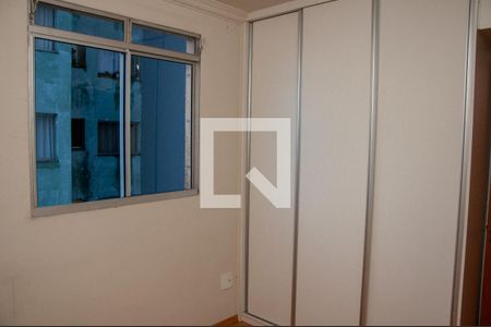 Quarto 1 de apartamento à venda com 2 quartos, 54m² em Alvorada, Contagem