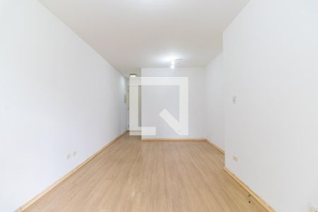 Sala de apartamento para alugar com 3 quartos, 70m² em Jardim Nosso Lar, São Paulo