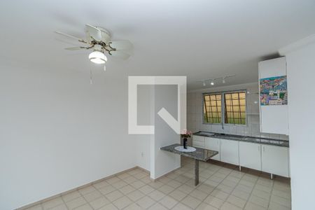 Sala/Cozinha de casa de condomínio para alugar com 2 quartos, 59m² em Residencial Burato, Campinas