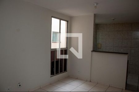 Sala de apartamento à venda com 2 quartos, 47m² em Kennedy, Contagem