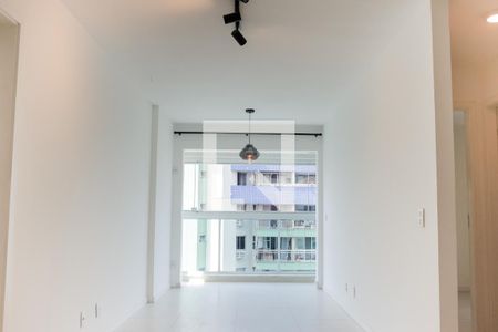Sala de apartamento para alugar com 2 quartos, 124m² em Barra da Tijuca, Rio de Janeiro