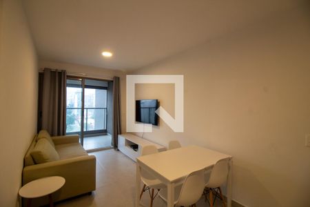 Sala de apartamento para alugar com 1 quarto, 42m² em Santo Amaro, São Paulo