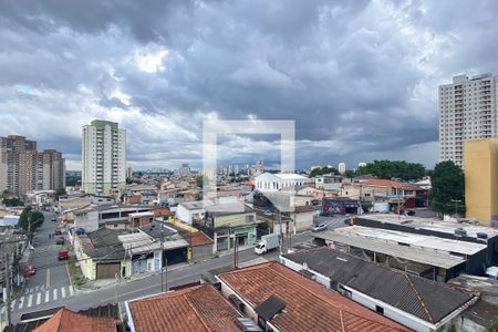 Vista da Suíte de apartamento para alugar com 2 quartos, 80m² em Jardim Tupanci, Barueri