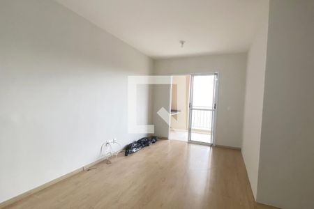 Sala de apartamento para alugar com 2 quartos, 80m² em Jardim Tupanci, Barueri