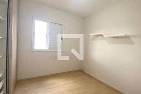 Suíte 1 de apartamento para alugar com 2 quartos, 80m² em Jardim Tupanci, Barueri