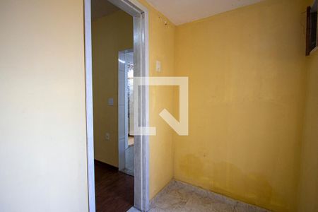 Quarto 2 de casa para alugar com 2 quartos, 80m² em Raul Veiga, São Gonçalo