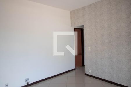 Sala de apartamento à venda com 3 quartos, 80m² em Penha, Rio de Janeiro