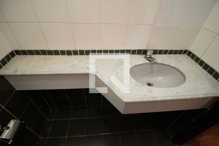 Lavabo de apartamento para alugar com 4 quartos, 130m² em Setor Oeste, Goiânia