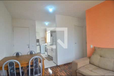 Sala de apartamento à venda com 2 quartos, 42m² em São Luis, Canoas