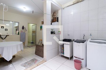 Área de serviço de casa à venda com 4 quartos, 240m² em Bela Vista, Osasco