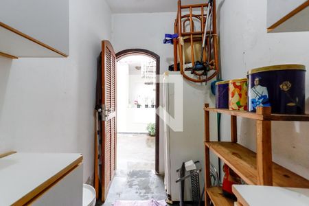 Casa à venda com 300m², 3 quartos e 2 vagas Casa à venda com 300m², 3 quartos e 2 vagasQuarto de Serviço