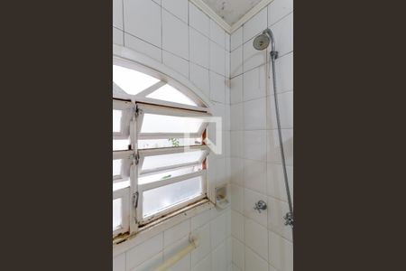 Casa à venda com 300m², 3 quartos e 2 vagas Casa à venda com 300m², 3 quartos e 2 vagasBanheiro