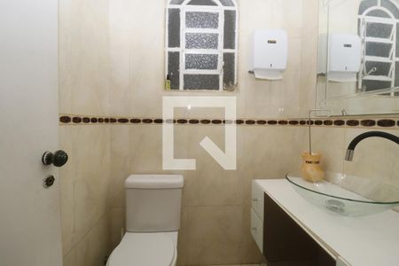 Lavabo de casa para alugar com 4 quartos, 300m² em Vila Nova Cachoeirinha, São Paulo