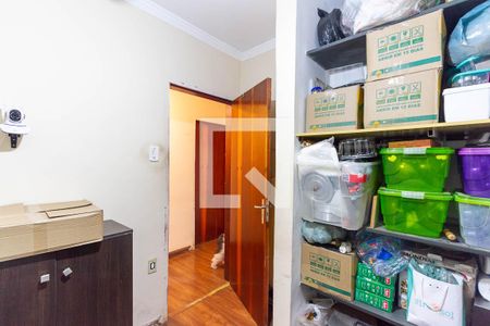 Quarto de casa à venda com 4 quartos, 400m² em Vila Pompéia, Campinas