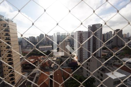 Vista de apartamento para alugar com 3 quartos, 70m² em Santa Teresinha, São Paulo