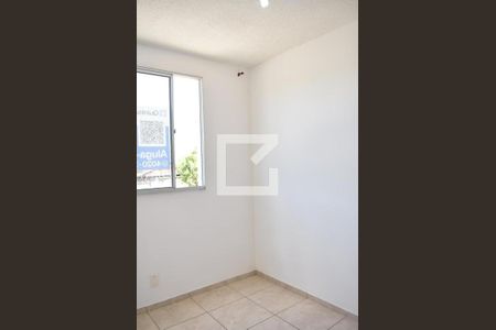 Quarto 1 de apartamento para alugar com 2 quartos, 45m² em Guaratiba, Rio de Janeiro