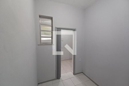 Quarto de casa para alugar com 1 quarto, 16m² em São Domingos, Niterói