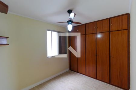 Quarto 01 de apartamento para alugar com 3 quartos, 59m² em Jardim do Lago, Campinas