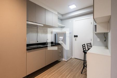 Cozinha de apartamento para alugar com 1 quarto, 24m² em Pinheiros, São Paulo