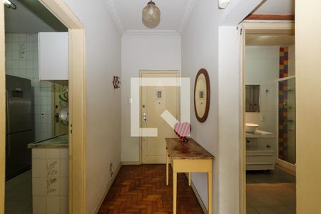 Entrada de apartamento à venda com 2 quartos, 72m² em Estácio, Rio de Janeiro