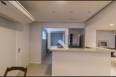 Apartamento à venda com 110m², 3 quartos e 2 vagas Apartamento à venda com 110m², 3 quartos e 2 vagasÁrea comum - Salão de festas