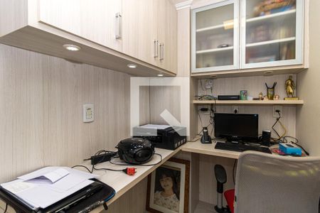 Escritório de apartamento à venda com 3 quartos, 110m² em Três Figueiras, Porto Alegre