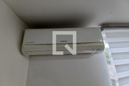 Detalhe da Sala de casa à venda com 3 quartos, 550m² em Itaipu, Niterói