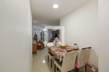 Apartamento à venda com 67m², 2 quartos e 1 vagaSala