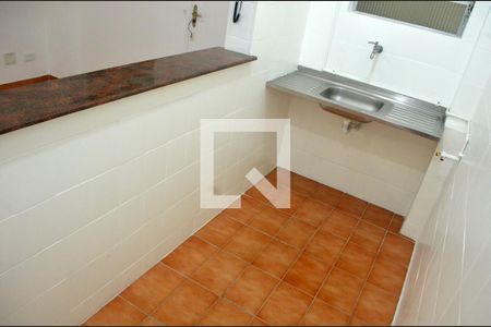 Cozinha de kitnet/studio para alugar com 1 quarto, 40m² em Centro, São Vicente