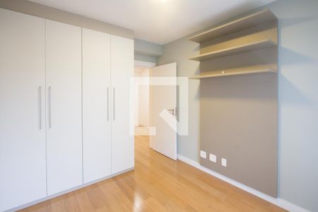 Suíte 1 de apartamento à venda com 3 quartos, 250m² em Santo Amaro, São Paulo