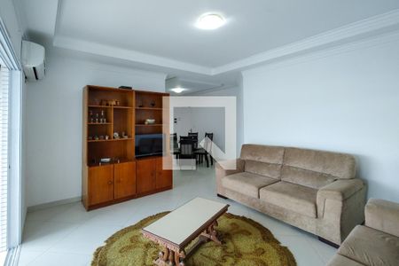 Sala de TV de apartamento para alugar com 3 quartos, 145m² em Guilhermina, Praia Grande