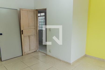 Quarto de casa à venda com 3 quartos, 130m² em Vila Iório, São Paulo